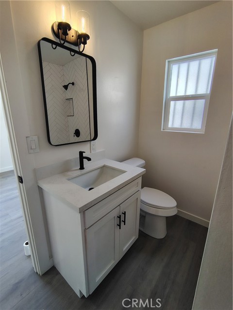 Detail Gallery Image 23 of 29 For 231 E Century, Los Angeles,  CA 90003 - 2 Beds | 1/1 Baths