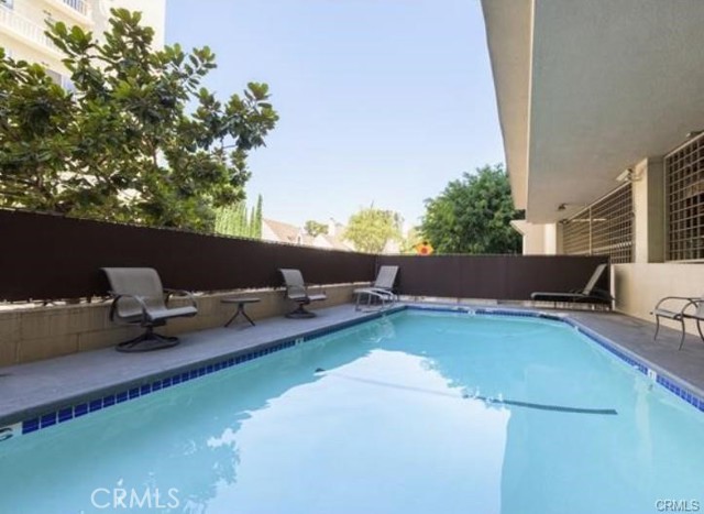 Detail Gallery Image 9 of 12 For 10747 Wilshire #904,  Los Angeles,  CA 90024 - 2 Beds | 2 Baths