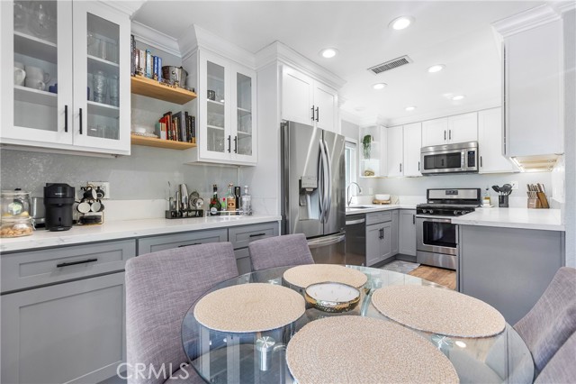 Detail Gallery Image 7 of 20 For 20461 Elm Hill, Yorba Linda,  CA 92886 - 3 Beds | 2 Baths