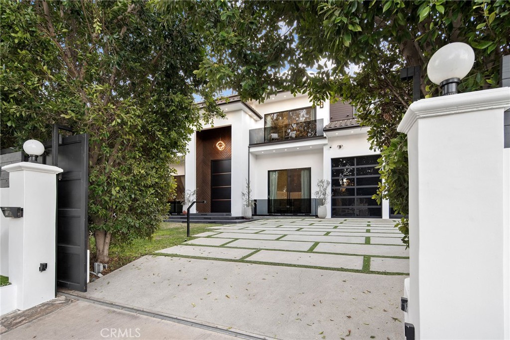 5535 Shirley Avenue