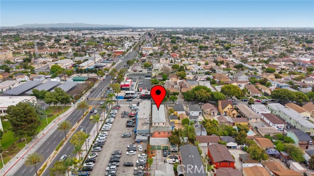 8915 Elizabeth Ave, South Gate CA: https://media.crmls.org/medias/8764651a-9f6e-4c3b-9da3-c9f3b40deb77.jpg
