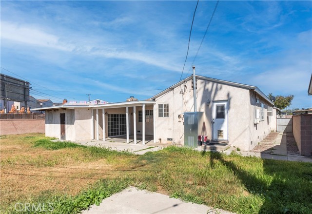 13303 Judah Avenue, Hawthorne CA: https://media.crmls.org/medias/8764c2fe-ba10-4917-9ca7-3cfe6b4756bb.jpg