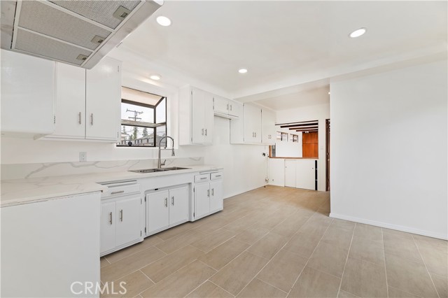 Detail Gallery Image 12 of 36 For 2915 W 95th, Inglewood,  CA 90305 - 3 Beds | 2 Baths