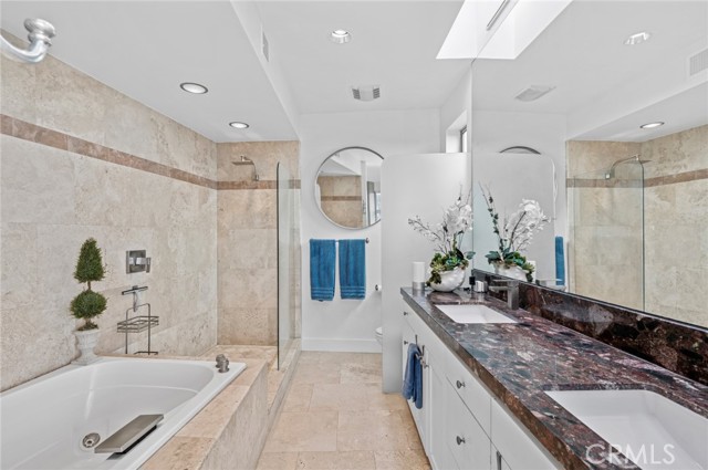 3251 Rimcrest Circle, Laguna Beach CA: https://media.crmls.org/medias/8765b1dd-328b-497b-b65b-781e696e2c8c.jpg