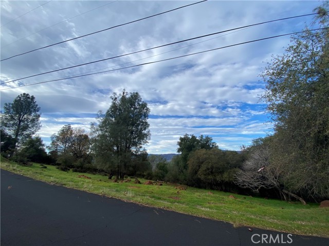 Detail Gallery Image 3 of 4 For 15749 Little Peak, Hidden Valley Lake,  CA 95467 - – Beds | – Baths