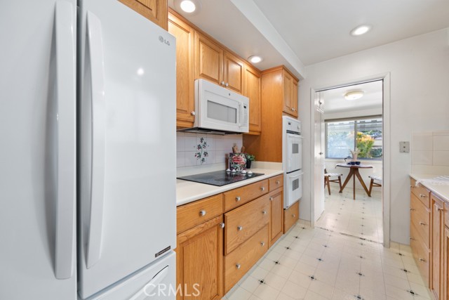 Detail Gallery Image 17 of 51 For 3561 Fela, Long Beach,  CA 90808 - 4 Beds | 2 Baths