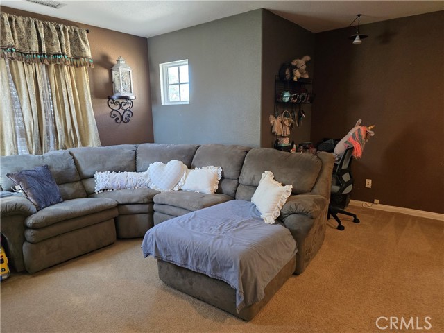 Detail Gallery Image 33 of 39 For 912 Anser Ln, Beaumont,  CA 92223 - 4 Beds | 2/1 Baths