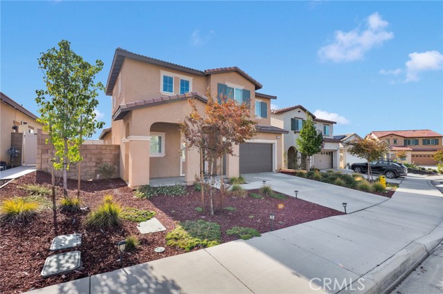 Detail Gallery Image 2 of 42 For 35153 Webb Pl, Beaumont,  CA 92223 - 3 Beds | 2/1 Baths