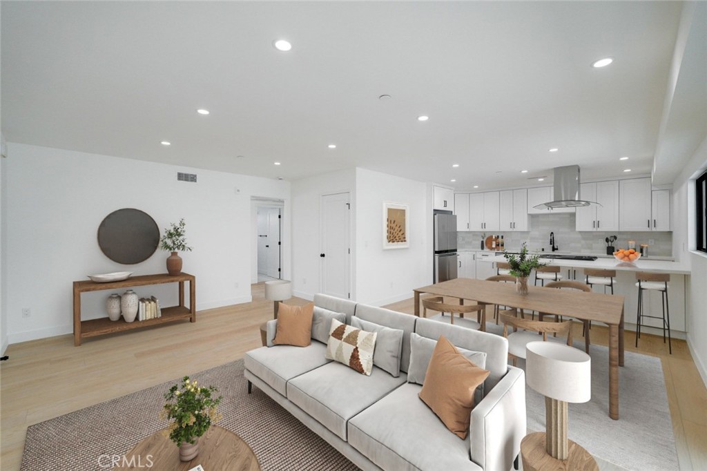 1334 9th Street #5