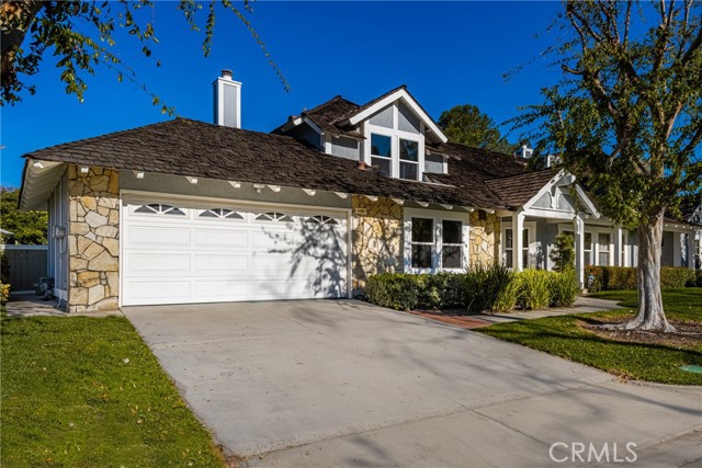 Detail Gallery Image 2 of 60 For 11 Thunder Trl #6,  Irvine,  CA 92614 - 4 Beds | 2/1 Baths