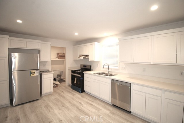 Detail Gallery Image 9 of 29 For 35475 National Trails Hwy #1 #1,  Daggett,  CA 92327 - 3 Beds | 2 Baths