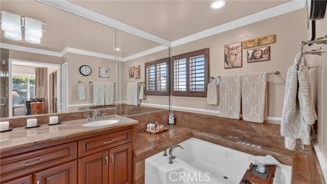 Detail Gallery Image 27 of 44 For 6624 E Leafwood, Anaheim,  CA 92807 - 4 Beds | 2/1 Baths