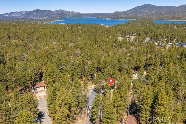 Detail Gallery Image 26 of 31 For 667 Summit Bld #4,  Big Bear Lake,  CA 92315 - 3 Beds | 2 Baths