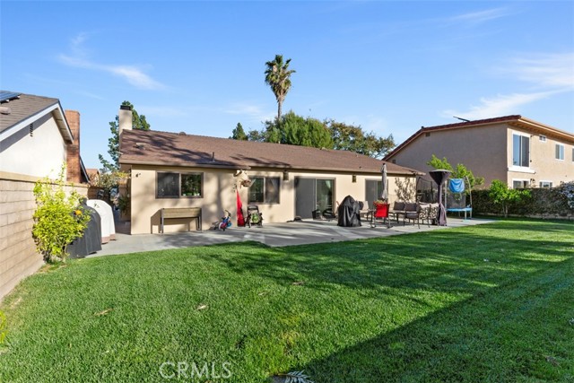 24911 Via Santa Cruz, Mission Viejo CA: https://media.crmls.org/medias/876d38af-97d3-4976-946b-201bfa8deda7.jpg