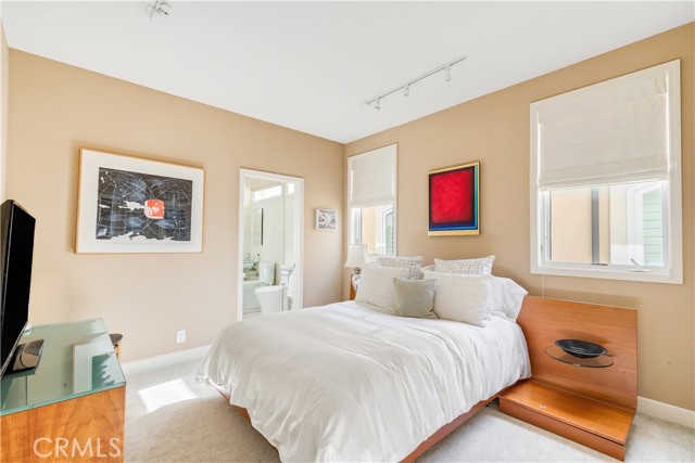 Detail Gallery Image 18 of 25 For 319 Orchid, Corona Del Mar,  CA 92625 - 4 Beds | 3/1 Baths