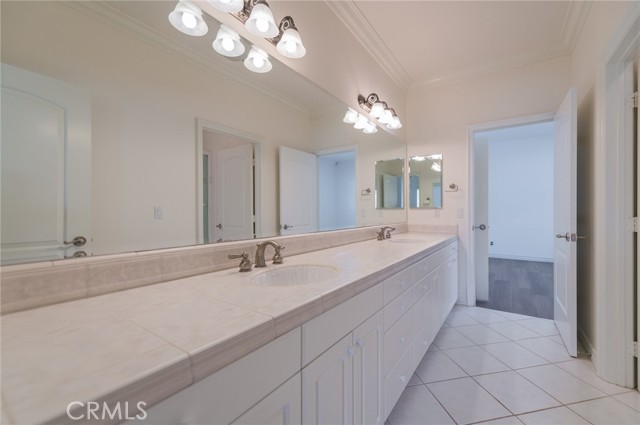 2479 Cliff Road, Upland CA: https://media.crmls.org/medias/876d9c31-1e0d-4bfc-acc6-a452e077deeb.jpg