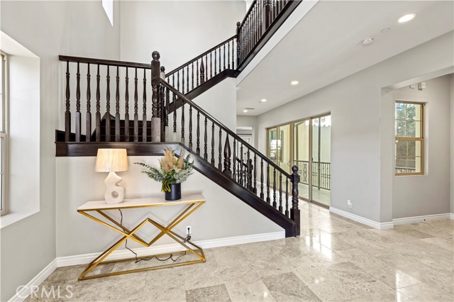 51 Dunmore, Irvine CA: https://media.crmls.org/medias/876e4523-9123-4f63-968d-e7c7787501aa.jpg