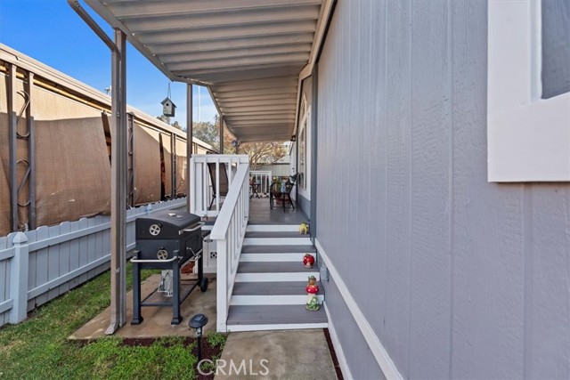 Detail Gallery Image 10 of 47 For 4901 Green River #181,  Corona,  CA 92880 - 3 Beds | 2 Baths