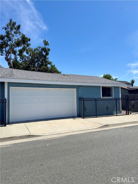 12002 Molette Street, Norwalk CA: https://media.crmls.org/medias/876f5ec5-8d29-4875-9386-8b546045377b.jpg