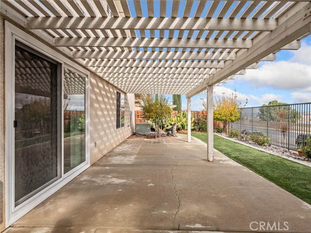 Detail Gallery Image 23 of 26 For 13477 Lakeside, Victorville,  CA 92395 - 3 Beds | 2 Baths