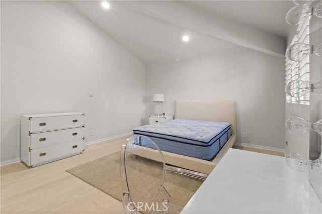 Detail Gallery Image 16 of 19 For 19 Laguna Court, Manhattan Beach,  CA 90266 - 3 Beds | 2/1 Baths