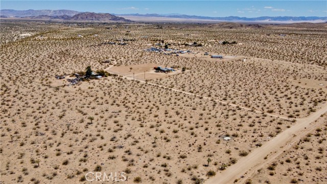 Detail Gallery Image 4 of 21 For 888 Lucky Ln, Landers,  CA 92285 - – Beds | – Baths