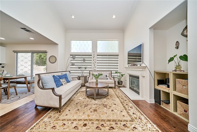 Detail Gallery Image 10 of 62 For 25437 Chisom Ln, Stevenson Ranch,  CA 91381 - 4 Beds | 3 Baths