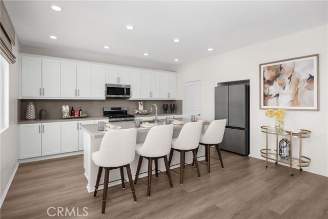 Detail Gallery Image 5 of 17 For 24854 Dawson Rd, Menifee,  CA 92585 - 6 Beds | 3/1 Baths