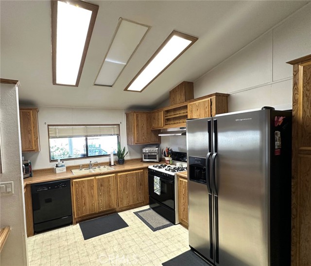 Detail Gallery Image 12 of 51 For 15181 Van Buren Bld #52,  Riverside,  CA 92504 - 2 Beds | 2 Baths