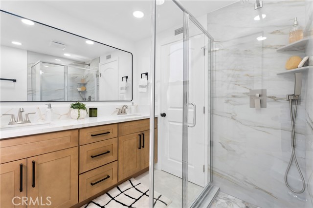 Detail Gallery Image 22 of 40 For 6821 Loyola Dr, Huntington Beach,  CA 92647 - 4 Beds | 2 Baths