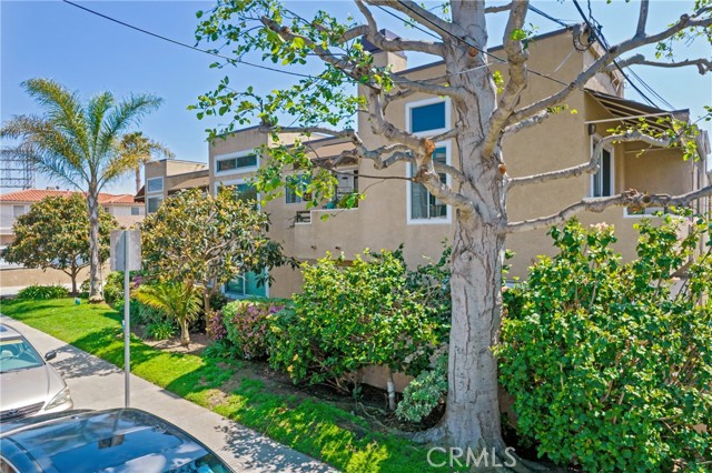 2412 Rockefeller Lane, Redondo Beach, California 90278, 3 Bedrooms Bedrooms, ,3 BathroomsBathrooms,Residential,Sold,Rockefeller,SB22071015