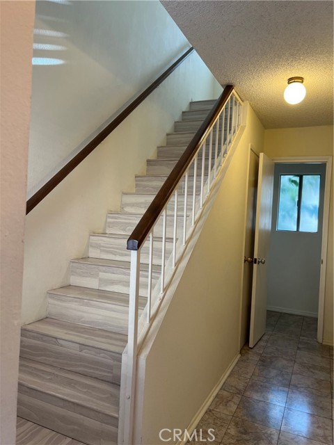 735 Arcadia Avenue, Arcadia CA: https://media.crmls.org/medias/8773b001-bd6e-4ace-9822-cb4161809c33.jpg