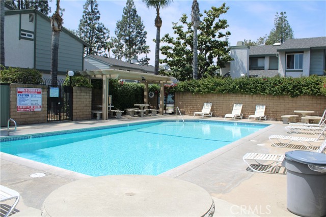 Detail Gallery Image 14 of 14 For 1978 E 5th St, Ontario,  CA 91764 - 2 Beds | 1/1 Baths