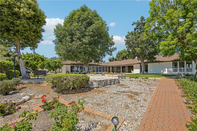 Detail Gallery Image 1 of 1 For 42 Saddleback Rd, Rolling Hills,  CA 90274 - 3 Beds | 4 Baths