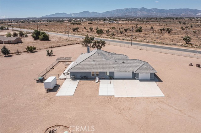Detail Gallery Image 45 of 64 For 9735 Elsinore Rd, Oak Hills,  CA 92344 - 4 Beds | 2/1 Baths