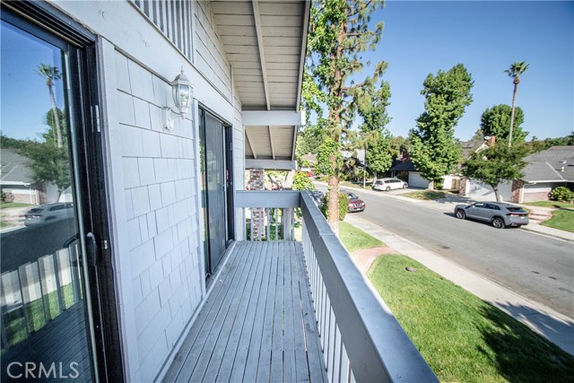 Detail Gallery Image 38 of 54 For 23910 via Copeta, Valencia,  CA 91355 - 4 Beds | 2/1 Baths