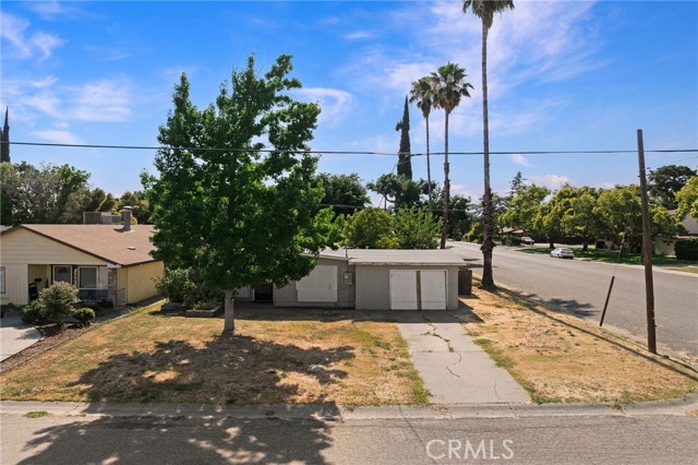 609 S Lassen Street, Willows CA: https://media.crmls.org/medias/87753749-b9ea-4318-9a6c-acffc4660a7c.jpg