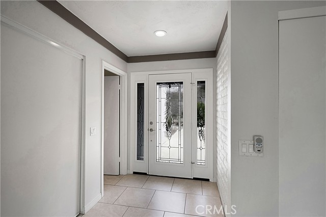 Detail Gallery Image 7 of 43 For 22392 Canyon Club Dr, Canyon Lake,  CA 92587 - 2 Beds | 2 Baths