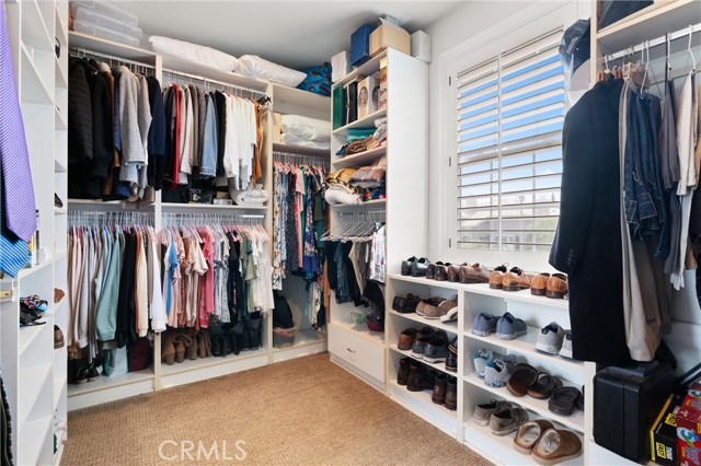 18912 Rockinghorse Lane, Huntington Beach CA: https://media.crmls.org/medias/87764351-c544-42a1-8d4e-d4506b7a8099.jpg