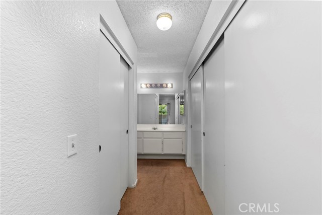 202 Evergreen Court, Azusa CA: https://media.crmls.org/medias/877679f4-c06a-438c-b1f9-f712268ceb4e.jpg