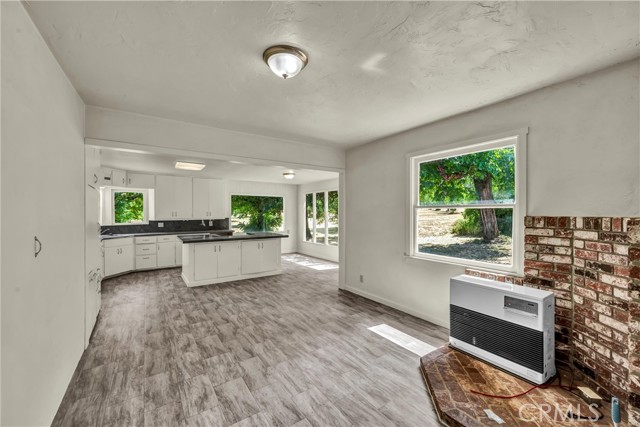 22550 Shady Grove Road, Middletown CA: https://media.crmls.org/medias/877736f5-9b1c-4886-91ce-3ef332e15bbd.jpg