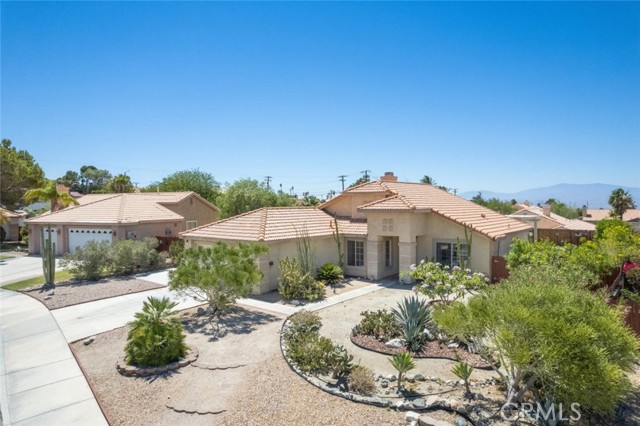 Detail Gallery Image 1 of 34 For 65949 Avenida Dorado, Desert Hot Springs,  CA 92240 - 4 Beds | 2 Baths