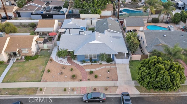 16908 Los Alimos Street, Granada Hills CA: https://media.crmls.org/medias/8779c65d-ff1b-4b4b-9ebb-5d2ffe89f478.jpg