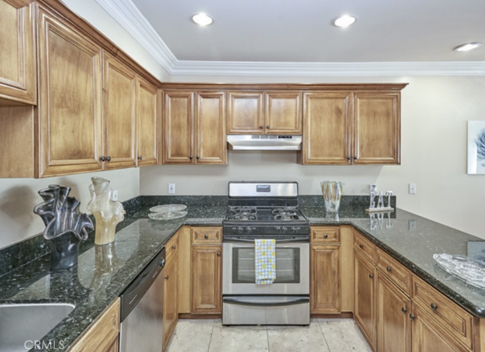 MLS #PW25178835 img 2