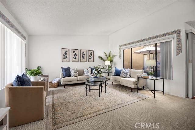 Detail Gallery Image 3 of 39 For 15930 Alta Vista Dr 613c,  La Mirada,  CA 90638 - 2 Beds | 2 Baths