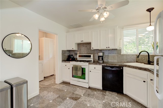 2003 Farrell Avenue, Redondo Beach, California 90278, 5 Bedrooms Bedrooms, ,3 BathroomsBathrooms,Residential,Sold,Farrell,SB22004385