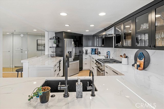 Detail Gallery Image 14 of 50 For 410 Corto Ln #9,  San Clemente,  CA 92672 - 2 Beds | 3 Baths
