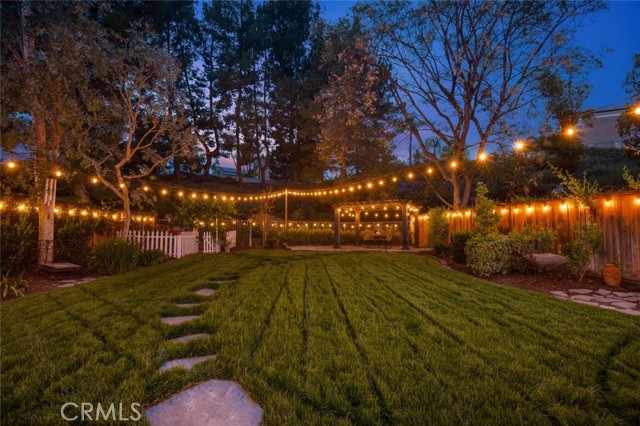 Detail Gallery Image 3 of 47 For 41 Fairfield, Lake Forest,  CA 92610 - 5 Beds | 2/1 Baths