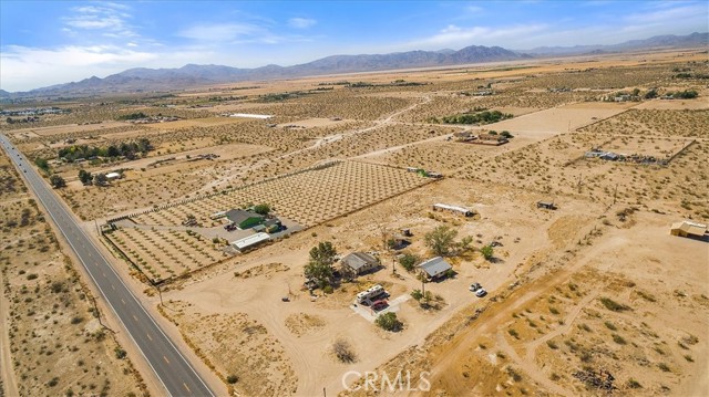 34774 Old Woman Springs Road, Lucerne Valley, California 92356, ,Residential Income,For Sale,34774 Old Woman Springs Road,CRCV24040034