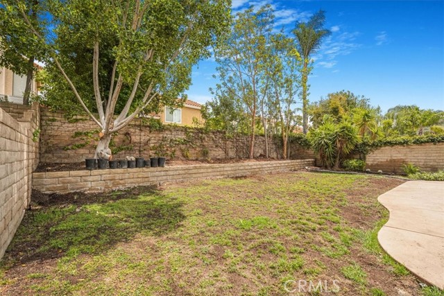 6940 Oak Vista Lane, Oak Hills CA: https://media.crmls.org/medias/877c2bcf-a861-4dda-836d-5b0fb191b660.jpg